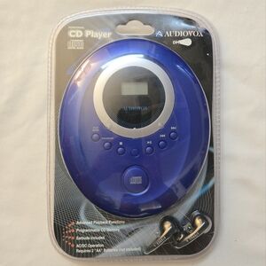 NEW Audiovox Portable Personal CD Player DM8220B Blue Wired Earbuds Sealed